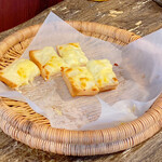 パティスリー＆ブーランジェリー ラ・パルム・ドール - クロックムッシュ＠途中登場。他にキッシュとかピザみたいのも？