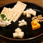 Gauche - チーズ盛り合わせ