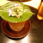 紀茂登 - ずいきとタコのトマトのジュレ