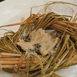 リストランテ ラ チャウ - チーズを詰めたアニョロッティデルプリン　藁の香りと共に