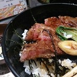 人形町 今半 - 特ステーキ丼アップ