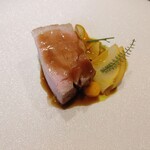 Ode - (2023/2 訪問)金華豚。しっとり美味しい。