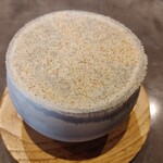 Ode - (2023/2 訪問)薄～い飴細工の蓋をしたデザート。