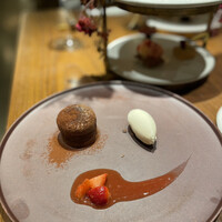 ERUTAN RESTAURANT BAR - 