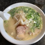 薩摩っ子ラーメン - ラーメン(にんにくチョイ入れで)