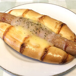 パン工房・喫茶 めいぷる - ウイスキーパン