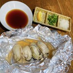 Marumarudokoro Kokkoya - 牡蠣蒸しポン酢です。これ美味しかった！