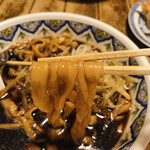 Chuugoku Ramen Youshuu Shounin - 刀切麺アップ　ぷりぷり麺で美味しい