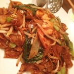 新東記 - シンガポールの話をしていてどうしても食べたくなってchar kway teow。

美味しゅうございました(´ω｀*)