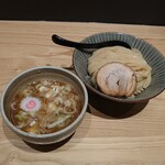 NOROMANIA - 豚つけ麺 麺大盛