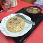 中華料理 丸福 - 名物炒飯