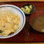 丸亀 - カツ丼･味噌汁･漬物