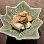 炭焼 鳥辰 - クリームチーズの秋田名産いぶりがっこ