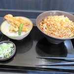 Yudetarou Motsujirou - 得セット　海老と舞茸の天丼（\700）