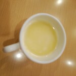 Joi Furu - コーンスープ一杯目