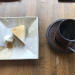 エムズカフェ - ドリンクセット ケーキ＋330円
