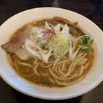 らーめんONE - 海老らーめん 850円♪ こってり海老の風味と香ばしさを感じて、美味しくいただきました♪