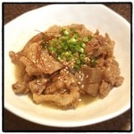 Nikushou Geihinkan - 本格焼肉店の絶品すじ肉どて焼きです！
                        迎賓館の隠れた人気メニューだぁ！