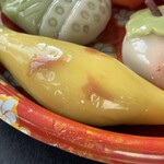 久栄堂菓子舗 - 『お雛菓子』のバナナ