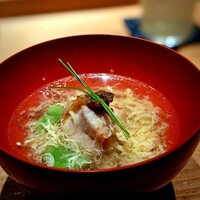 とり茶太郎 - 「比内地鶏の揚げ出汁」空豆の緑と掻き玉の黄色が美しい。