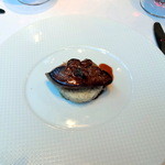レストラン アラジン - フォアグラのポワレ、マデラソース、チーズリゾットにのせて（シェア後）3,000円