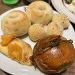 Baketto - 焼きそばパンボリューム満点！