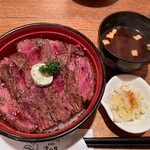 にっぽんの洋食 東中野 津つ井 - ビフテキ丼