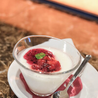 BISTRO CHINESE OSAWA - "杏仁豆腐（からもゝのさねどうふ）"