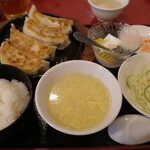 千馬 - 焼き餃子4ケの定食