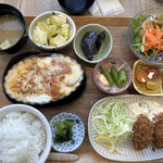 Minoru Shokudou - ごちそう定食(メイン　グラタン、カキフライ)