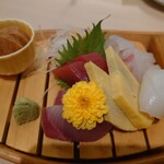 Taishuu Sushi Sakaba Uoyorokobi - 