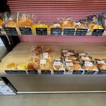 Oriental Bakery - 店内陳列②