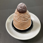 なかたに亭 - モンブラン(734円)。中は、クレームシャンテ。