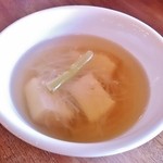 モンスーンカフェ - 厚揚げと春雨のスープ