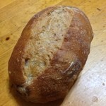 藤屋製パン - ぶどうパン（160円）