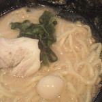 泡家系ラーメン酒場 Shinzan - 濃厚とんこつ醤油らーめん