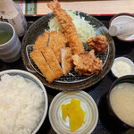 Tonkatsu katsukichi hako dateshou wataum purazaten - ミックスフライ定食A