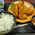 Oshokujitokoro Minami - ミックスフライ定食　1,400円