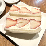 L-Y-S cafe - フルーツサンド