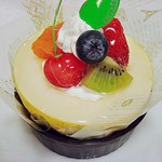 菓子工房 アントレ - ﾒﾛﾝﾎﾟｰﾄ　420円　（＾ω＾）