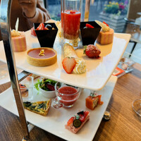 ポム・ダダン - 