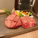 Koshitsu Yakiniku Sanbyoushi Bettei - 