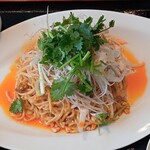 龍潭酒家 - 汁なし担々麺（アップ）