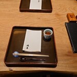 日本料理 徳専 - テーブルセットアップ状況