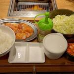 焼肉ライク - 気仙沼ホルモンセット (税込)890円 (2023.02.23)