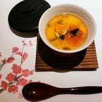 大宮 寿司 いし山 - トリュフ、生雲丹、いくら、キャビア入り茶碗蒸し