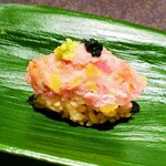 大宮 寿司 いし山 - とろたくキャビアのせ