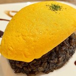 Kohaku - 黒カレーオムライス
