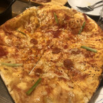 CONA - ガーリック＆チョリソーピザ