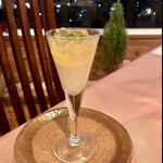 リストランテ ピノキオ - カリフラワーにトマトのリコピンの香り　なかなか手に入らない岩魚のすじこを熟成させた風味の混ざり合いとプチプチの食感の表現が大変、素晴らしい　byまみこまみこ